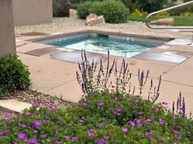 6 Anasazi Trail, Sandia Park, NM 87047