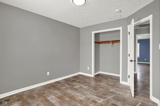 7929 Meadow Bend Circle, Indianapolis, IN 46259