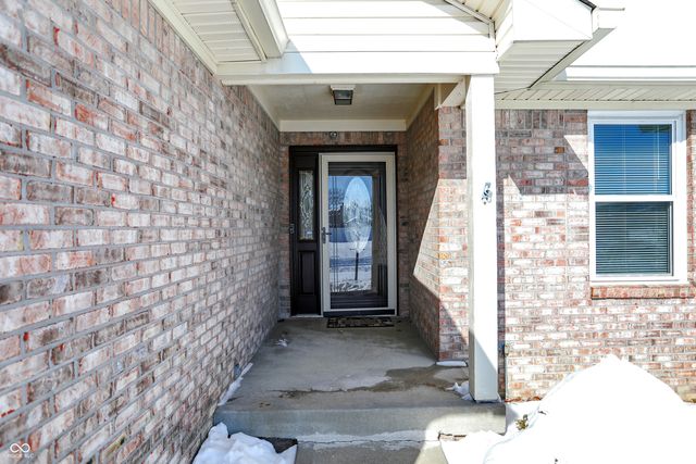 7929 Meadow Bend Circle, Indianapolis, IN 46259