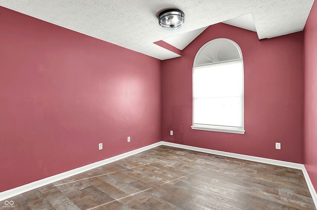 7929 Meadow Bend Circle, Indianapolis, IN 46259