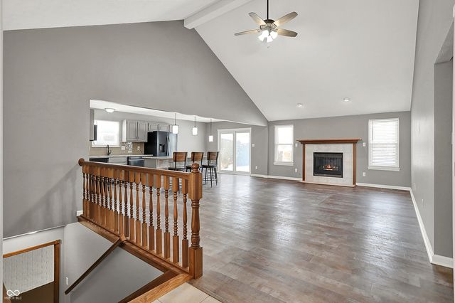 7929 Meadow Bend Circle, Indianapolis, IN 46259