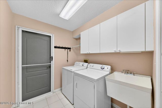 1925 Golf Vista Boulevard, Rockledge, FL 32955