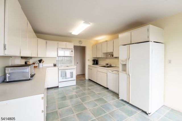 34 Long Ridge Rd, Parsippany-troy Hills Twp., NJ 07869