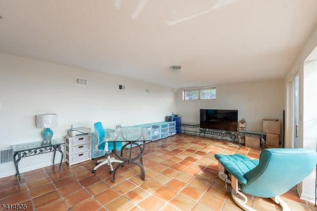 34 Long Ridge Rd, Parsippany-troy Hills Twp., NJ 07869