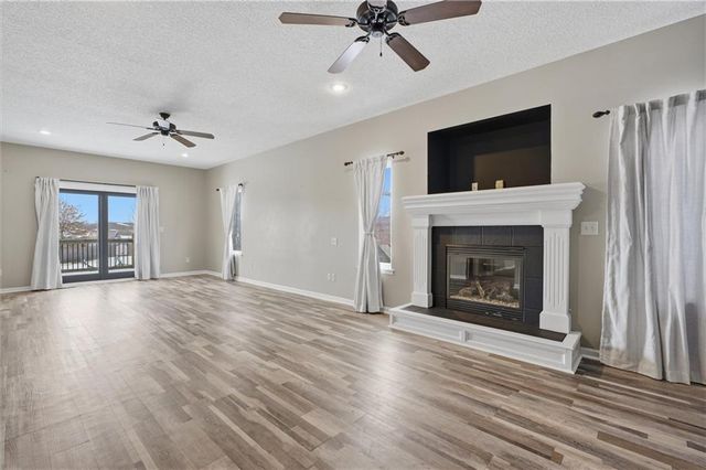 703 SW Longhorn Drive, Oak Grove, MO 64075