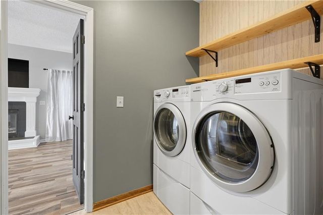 703 SW Longhorn Drive, Oak Grove, MO 64075