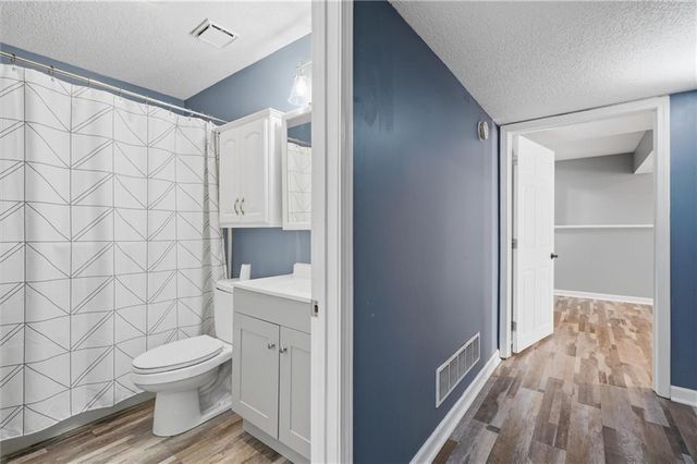 703 SW Longhorn Drive, Oak Grove, MO 64075