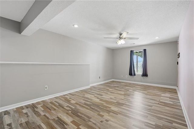 703 SW Longhorn Drive, Oak Grove, MO 64075