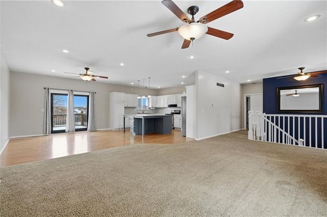 703 SW Longhorn Drive, Oak Grove, MO 64075