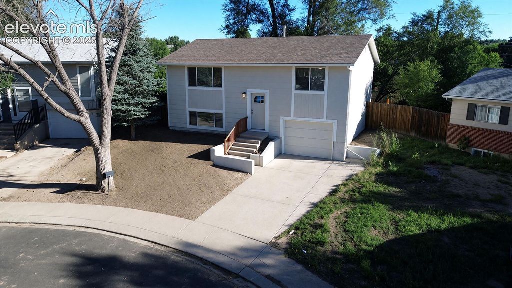 817 Don Juan Court, Colorado Springs, CO 80909 — photo 2