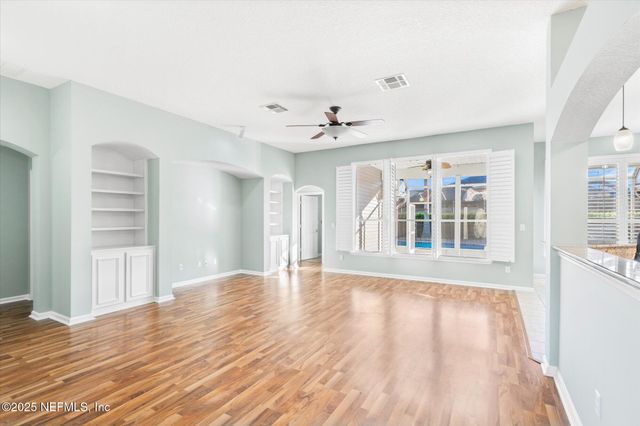 2418 SOUTHERN LINKS Drive, Fleming Island, FL 32003