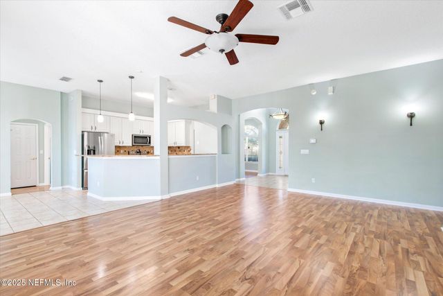 2418 SOUTHERN LINKS Drive, Fleming Island, FL 32003