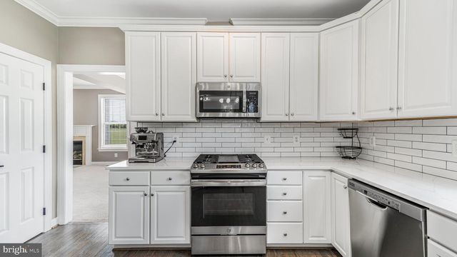 38454 STONE EDEN DR, Hamilton, VA 20158