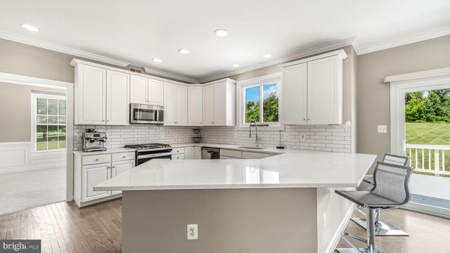 38454 STONE EDEN DR, Hamilton, VA 20158