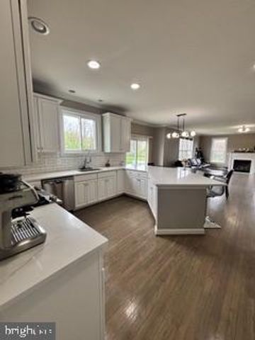 38454 STONE EDEN DR, Hamilton, VA 20158