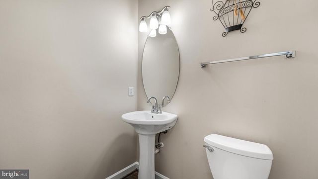38454 STONE EDEN DR, Hamilton, VA 20158