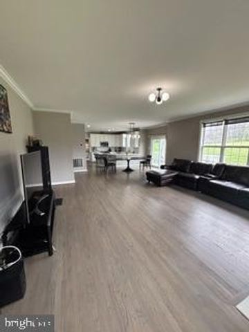 38454 STONE EDEN DR, Hamilton, VA 20158