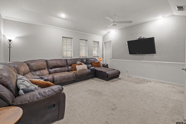306 Princess St, Whitehouse, TX 75791