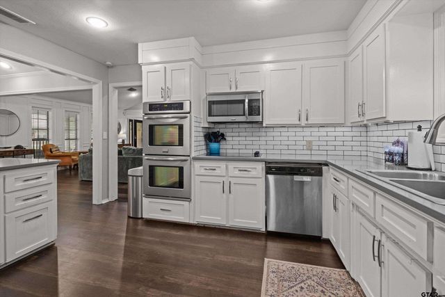 306 Princess St, Whitehouse, TX 75791
