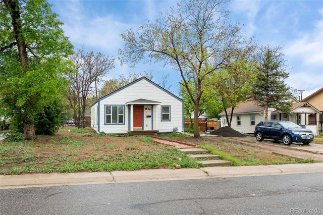 949 S Perry Street, Denver, CO 80219