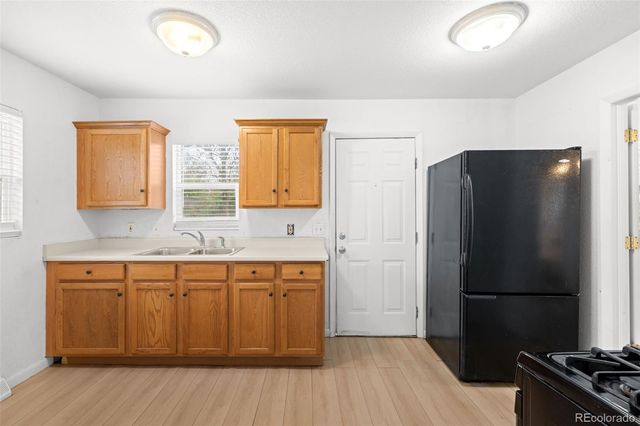 949 S Perry Street, Denver, CO 80219