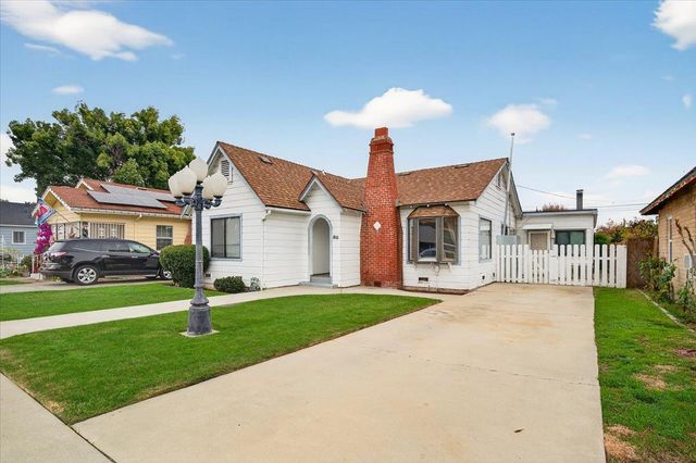 311 S K Street, Madera, CA 93637