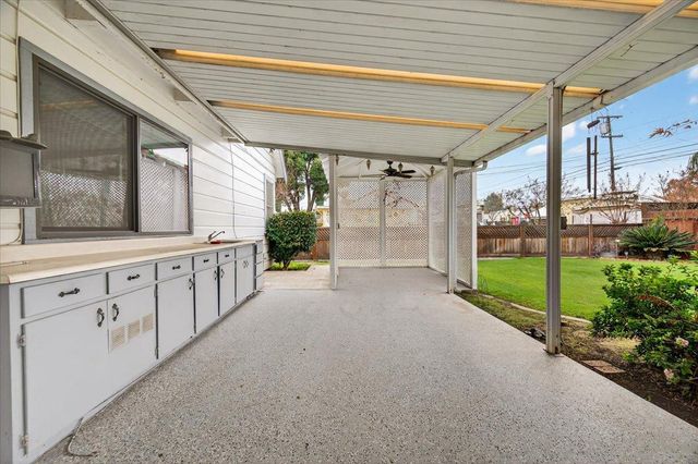 311 S K Street, Madera, CA 93637