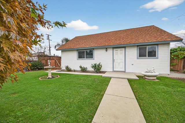 311 S K Street, Madera, CA 93637