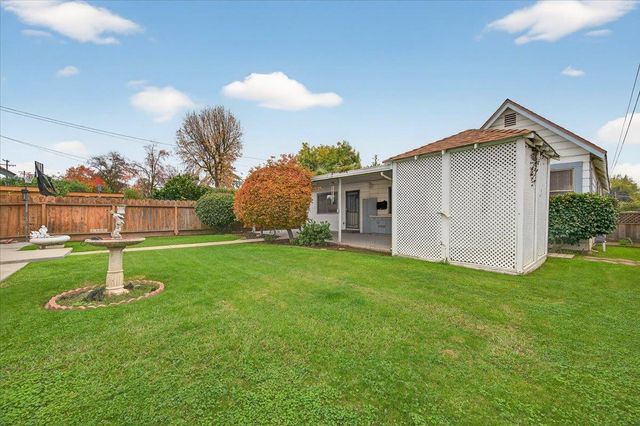 311 S K Street, Madera, CA 93637