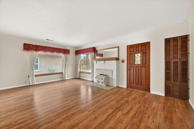 311 S K Street, Madera, CA 93637