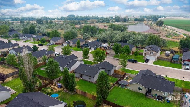 956 S Hebgon Lake Ave, Middleton, ID 83644