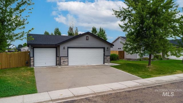 956 S Hebgon Lake Ave, Middleton, ID 83644