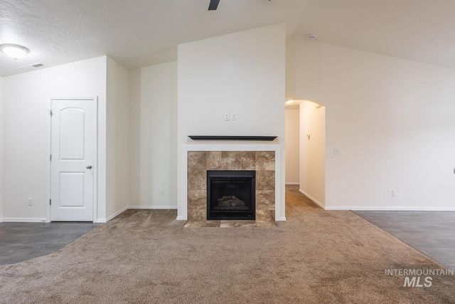 956 S Hebgon Lake Ave, Middleton, ID 83644