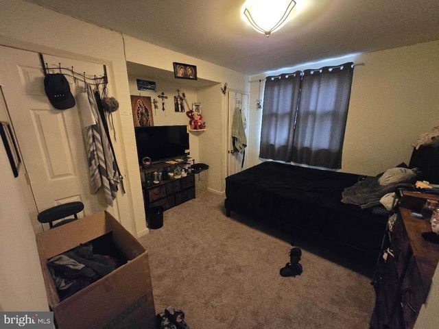 2109 S 9TH ST, Philadelphia, PA 19148