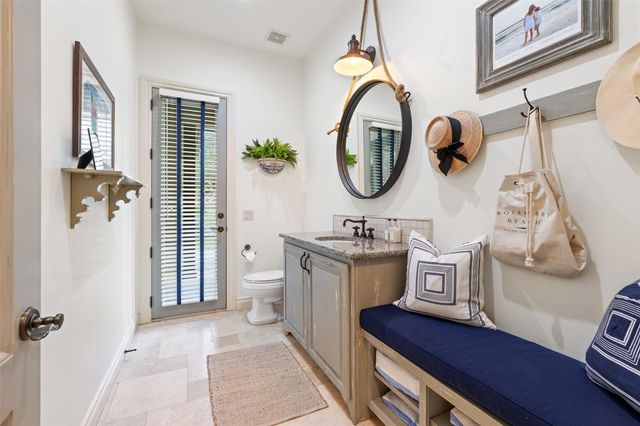 105 Harbor Hill DR, Lakeway, TX 78734