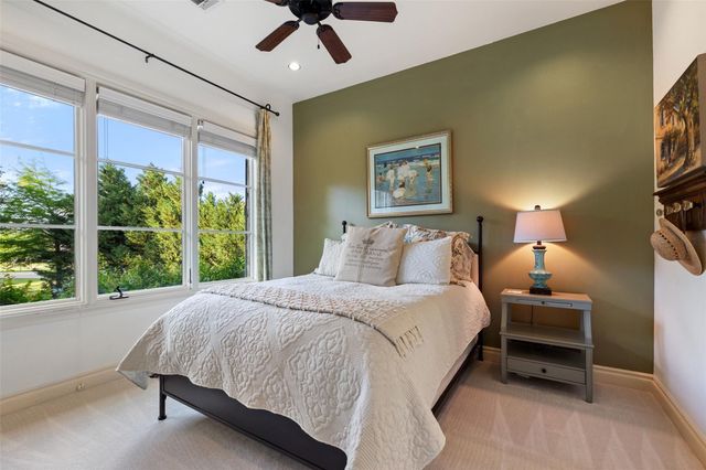 105 Harbor Hill DR, Lakeway, TX 78734