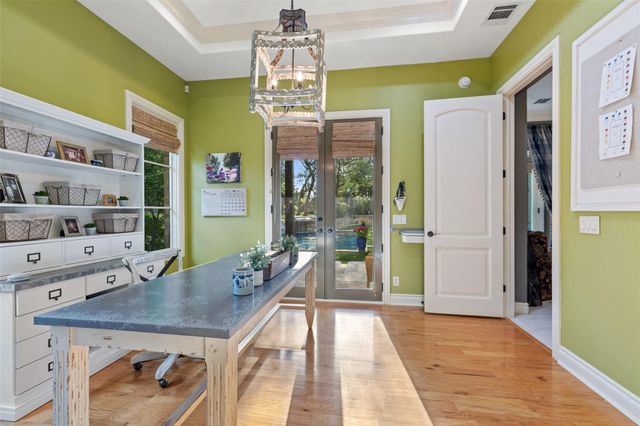 105 Harbor Hill DR, Lakeway, TX 78734