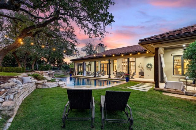 105 Harbor Hill DR, Lakeway, TX 78734