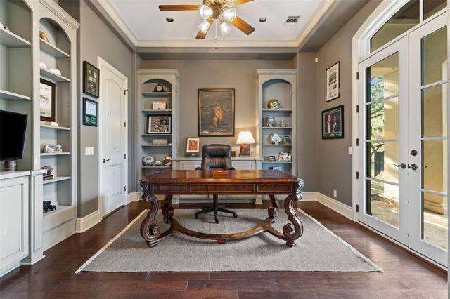 105 Harbor Hill DR, Lakeway, TX 78734