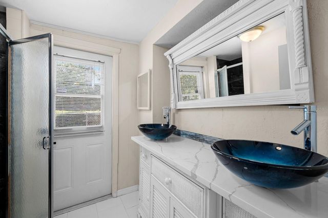 2415 2ND AVENUE E, Bradenton, FL 34208