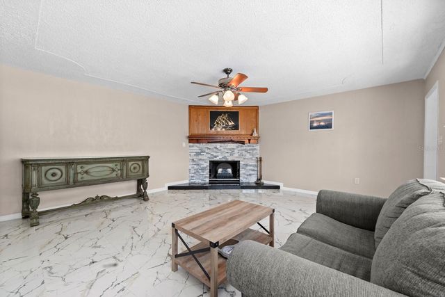2415 2ND AVENUE E, Bradenton, FL 34208