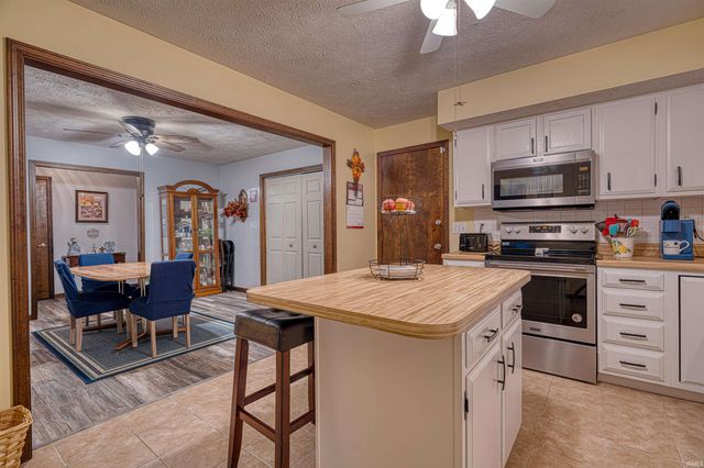 7516 E Blackford Avenue, Evansville, IN 47715