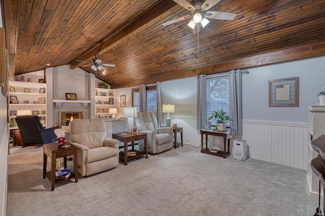 7516 E Blackford Avenue, Evansville, IN 47715