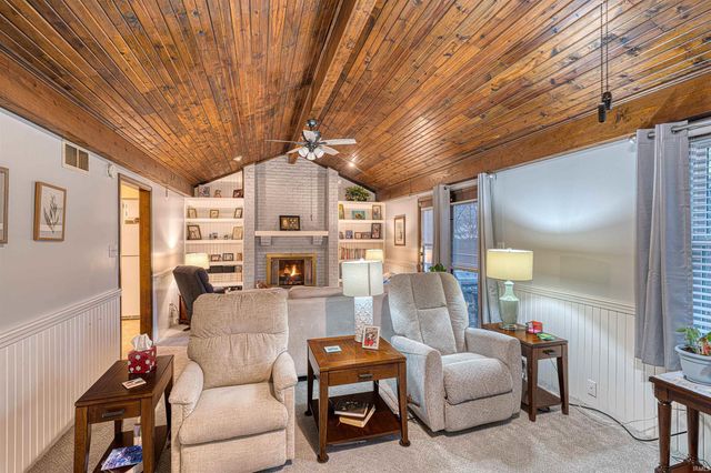 7516 E Blackford Avenue, Evansville, IN 47715