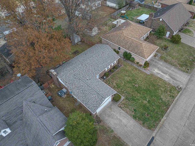 7516 E Blackford Avenue, Evansville, IN 47715