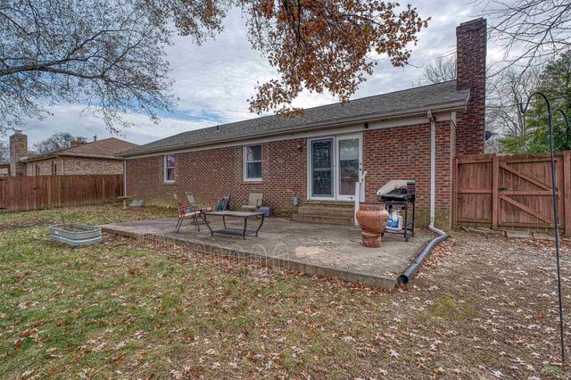 7516 E Blackford Avenue, Evansville, IN 47715