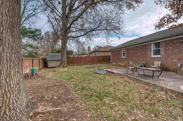 7516 E Blackford Avenue, Evansville, IN 47715