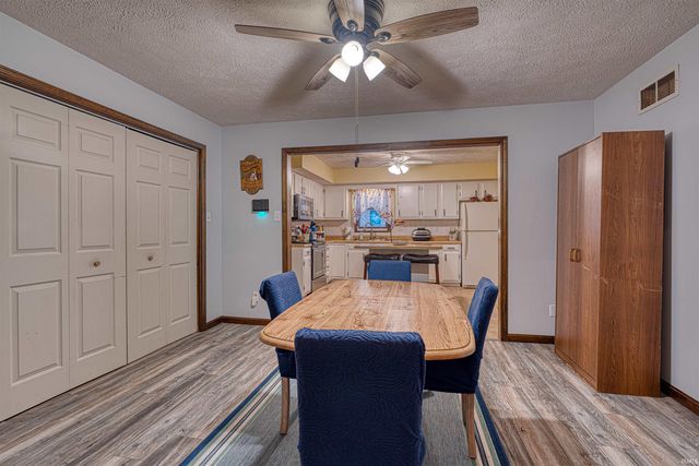 7516 E Blackford Avenue, Evansville, IN 47715