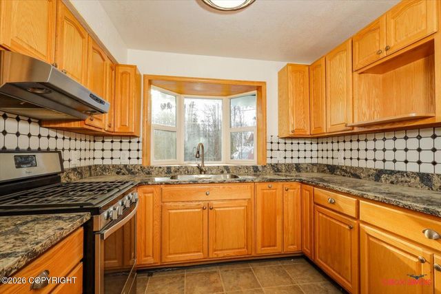 12086 W Leprechaun Drive, Houston, AK 99694