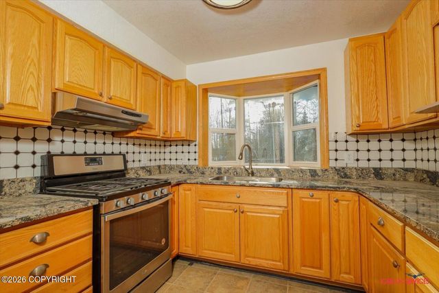 12086 W Leprechaun Drive, Houston, AK 99694